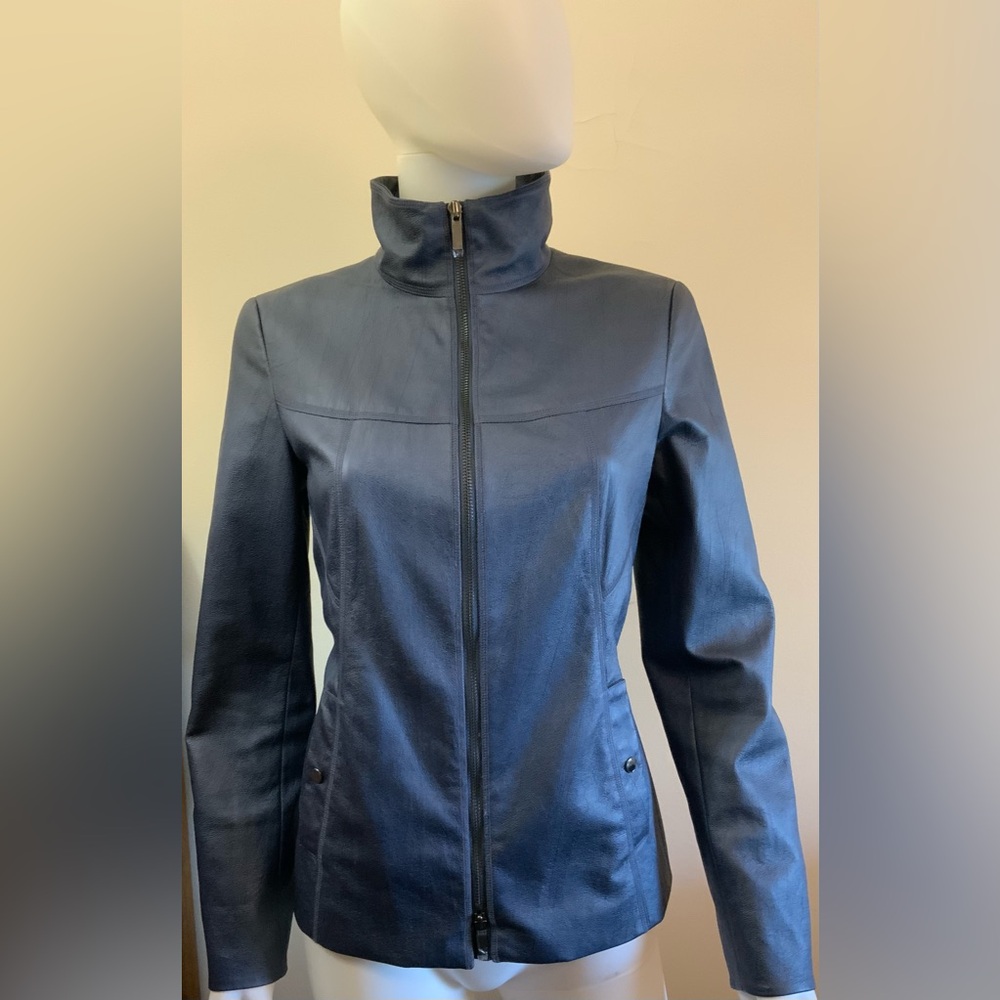 W By Worth Faux Navy Iridescent jacket, size 4, new without tag